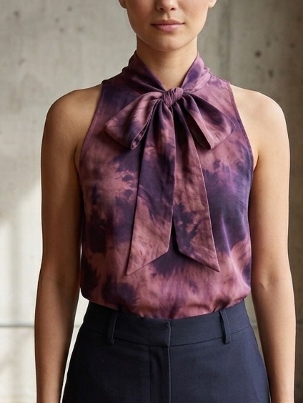 NEW DKNY Sleeveless Tie-Neck Blouse in Plum Tie-Dye Sz Size M